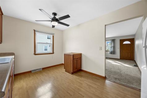 3210 Vine Avenue SE Cedar Rapids IA 52403