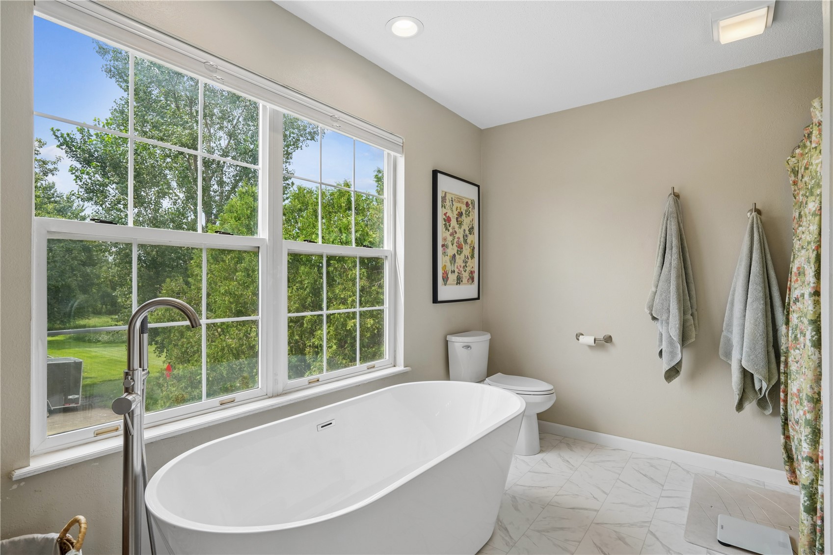 411 Cobble Stone Drive NW Cedar Rapids IA 52405