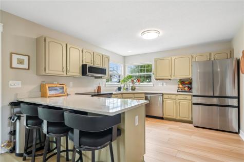 411 Cobble Stone Drive NW Cedar Rapids IA 52405