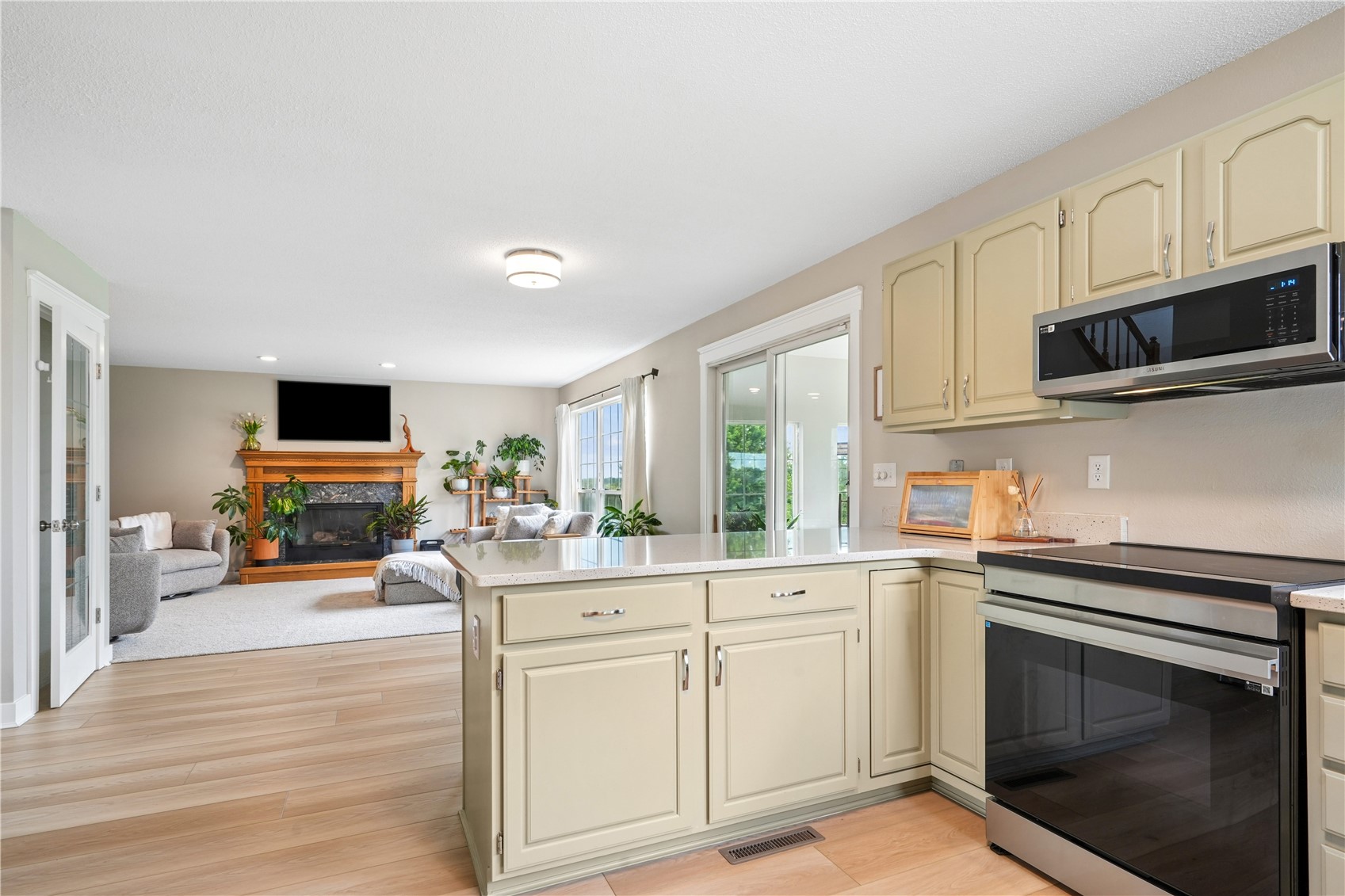 411 Cobble Stone Drive NW Cedar Rapids IA 52405