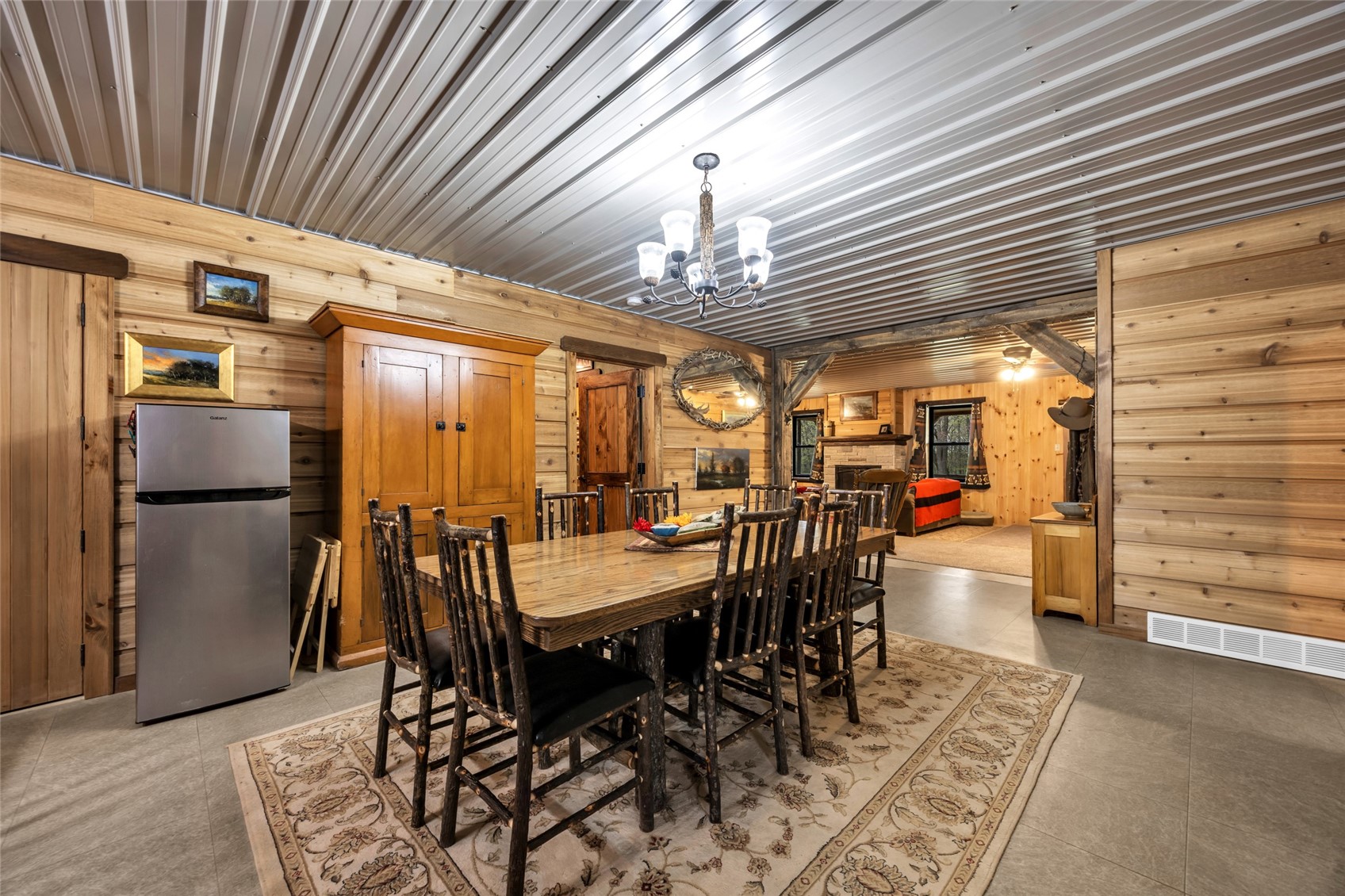 2527 61st Street Lane Vinton IA 52349
