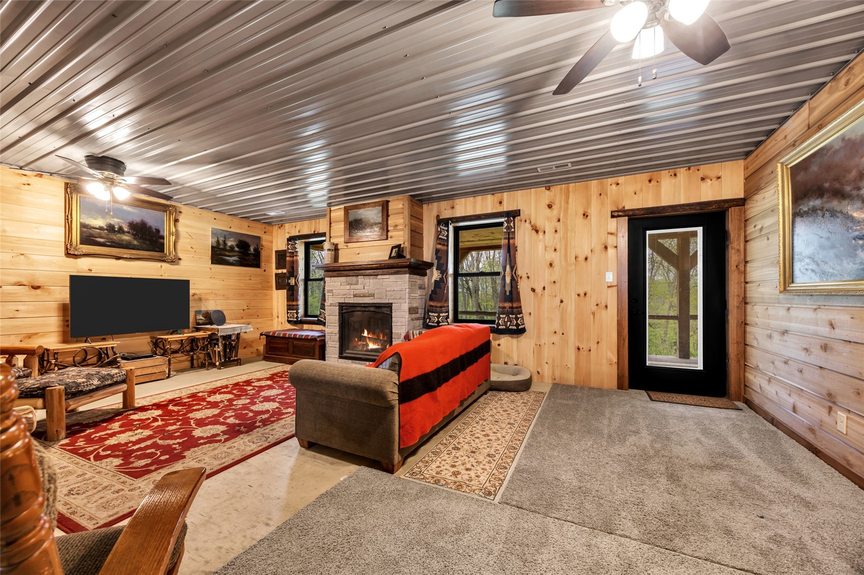 2527 61st Street Lane Vinton IA 52349