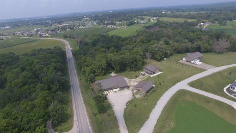 2527 61st Street Lane Vinton IA 52349