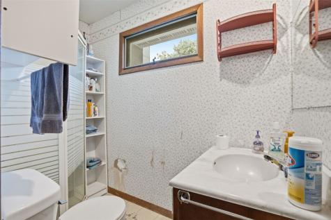 105 Harrison Street SE Cascade IA 52033