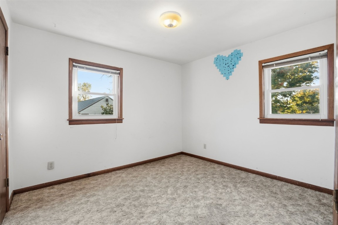 105 Harrison Street SE Cascade IA 52033