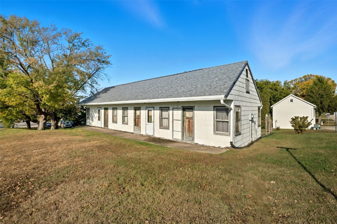 105 Harrison Street SE Cascade IA 52033
