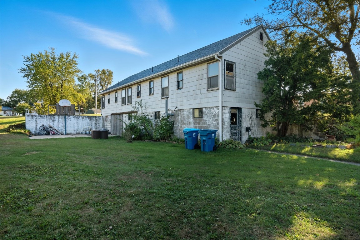 105 Harrison Street SE Cascade IA 52033