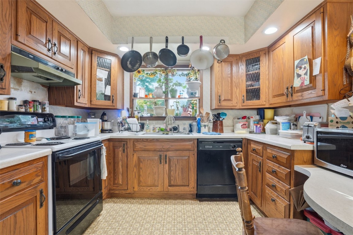 105 Harrison Street SE Cascade IA 52033