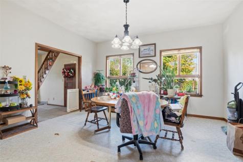 105 Harrison Street SE Cascade IA 52033