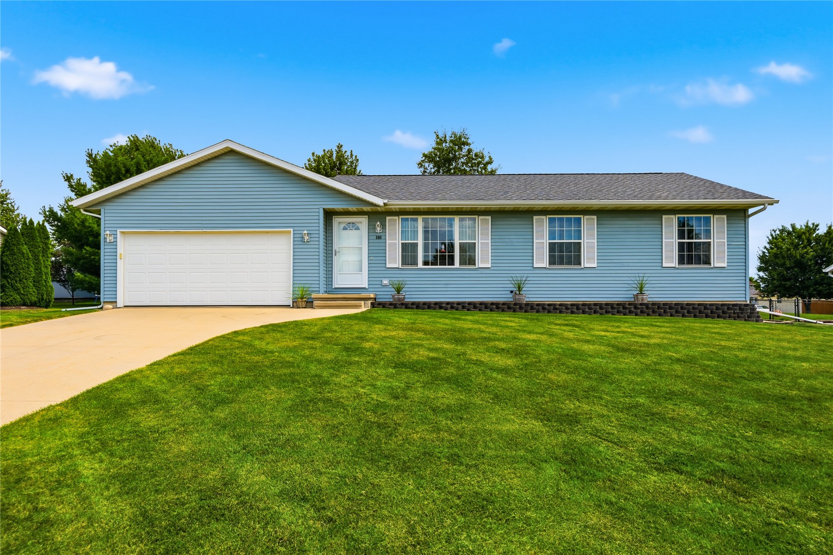 506 Grace Avenue Urbana IA 52345