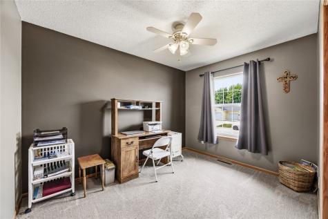 506 Grace Avenue Urbana IA 52345
