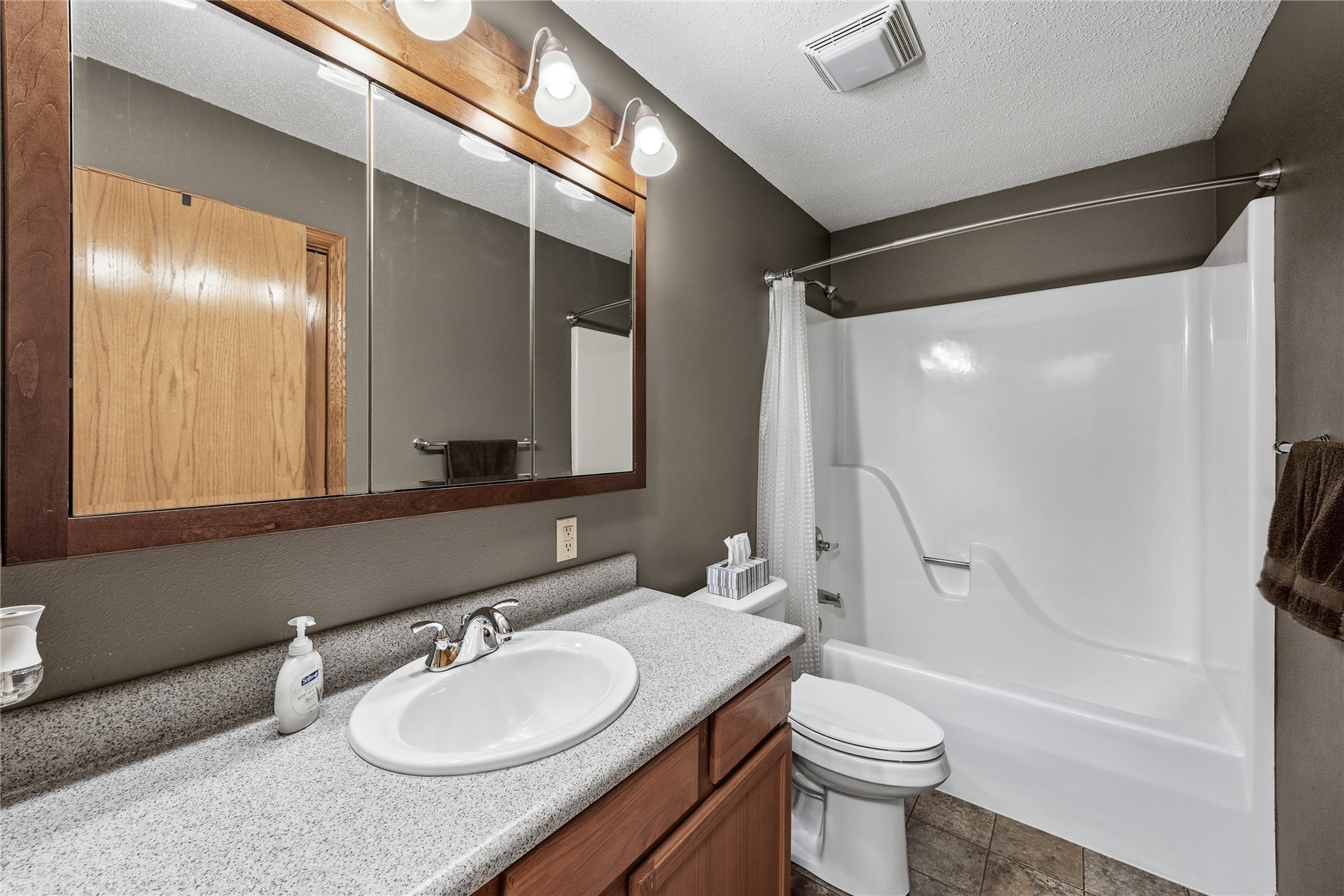 506 Grace Avenue Urbana IA 52345