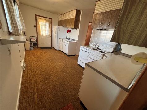 4505 Hiawatha Avenue NE Cedar Rapids IA 52402