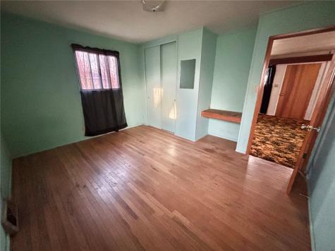 4505 Hiawatha Avenue NE Cedar Rapids IA 52402
