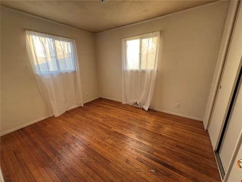 4505 Hiawatha Avenue NE Cedar Rapids IA 52402
