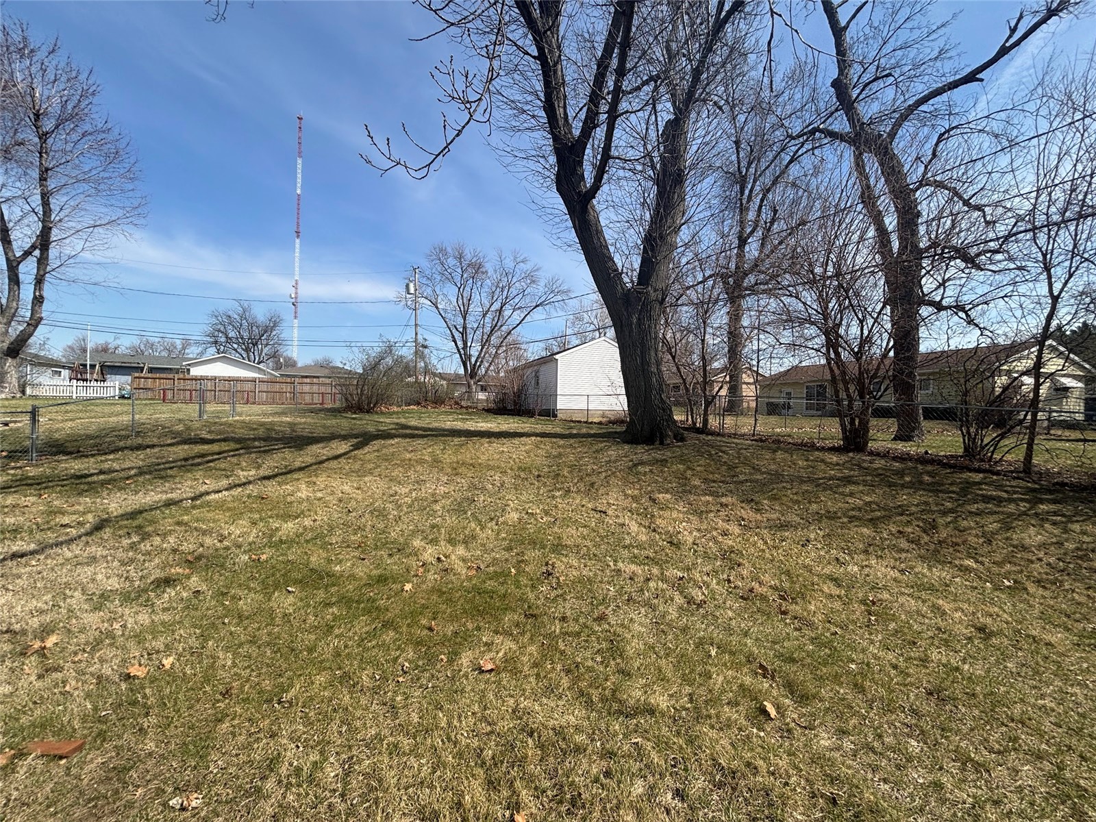 4505 Hiawatha Avenue NE Cedar Rapids IA 52402