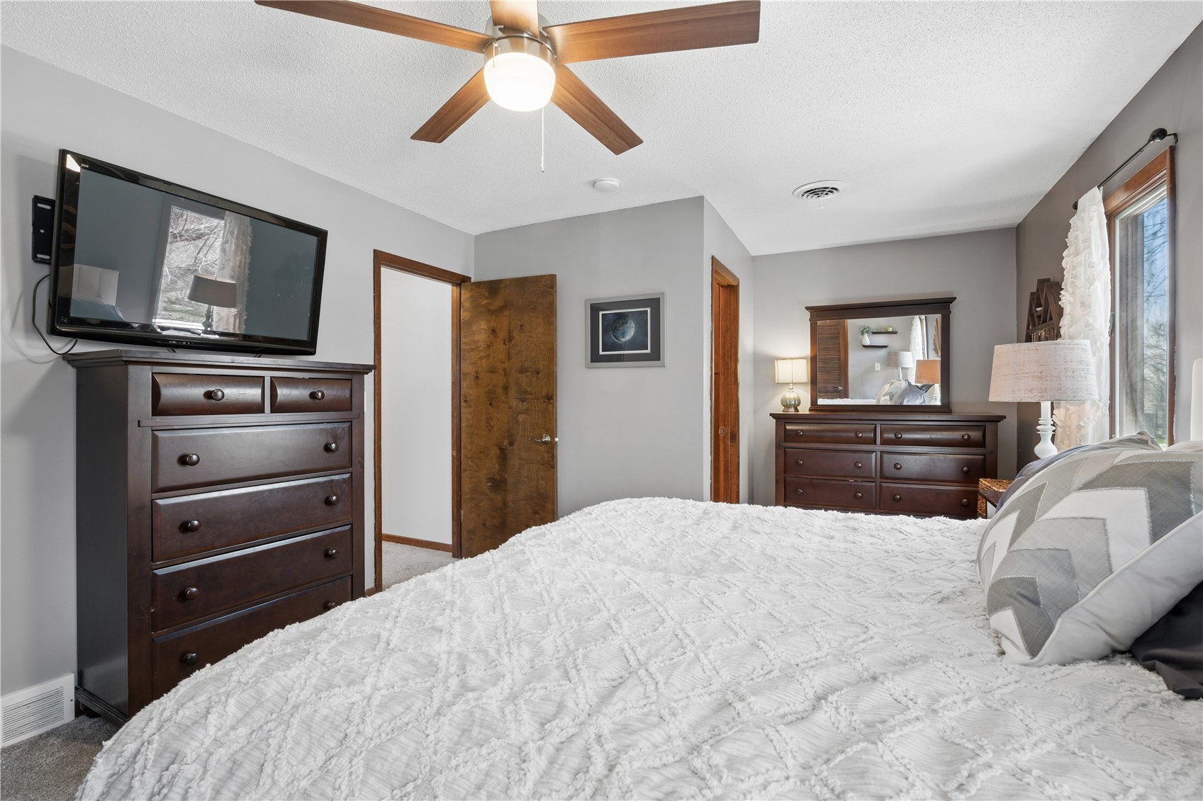 912 Juniper Drive Iowa City IA 52245