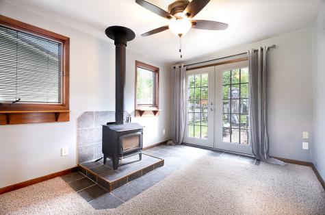 316 3rd Avenue NW Mt Vernon IA 52314