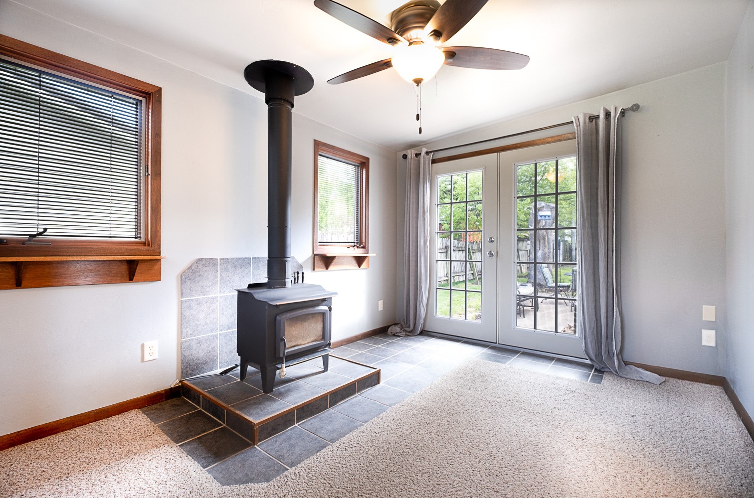 316 3rd Avenue NW Mt Vernon IA 52314