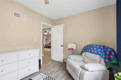 1133 35th Street NE Cedar Rapids IA 52402