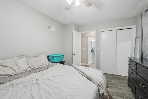 1133 35th Street NE Cedar Rapids IA 52402