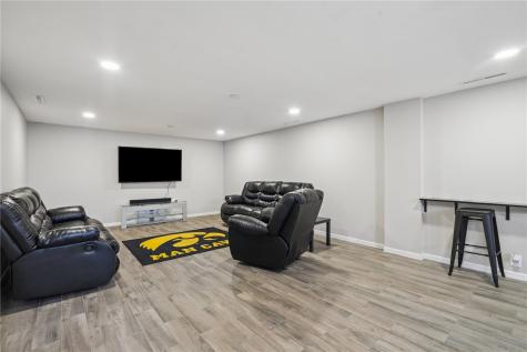 1133 35th Street NE Cedar Rapids IA 52402