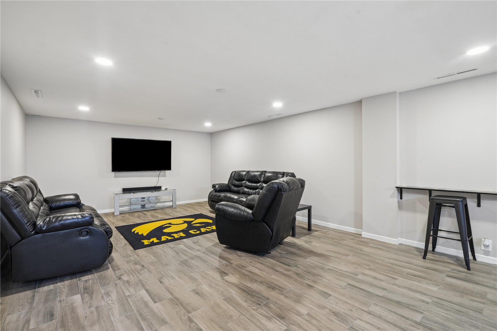 1133 35th Street NE Cedar Rapids IA 52402