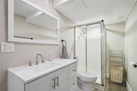 1133 35th Street NE Cedar Rapids IA 52402