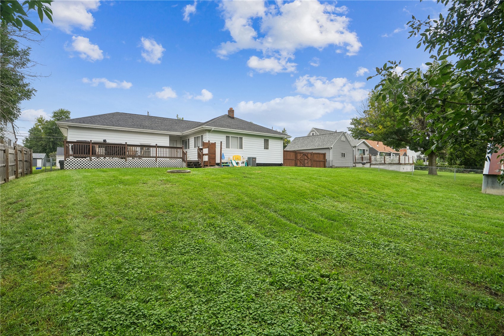 1133 35th Street NE Cedar Rapids IA 52402