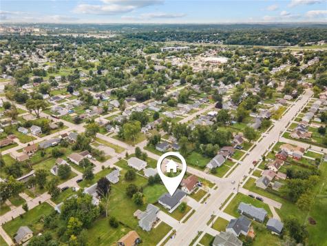 1133 35th Street NE Cedar Rapids IA 52402
