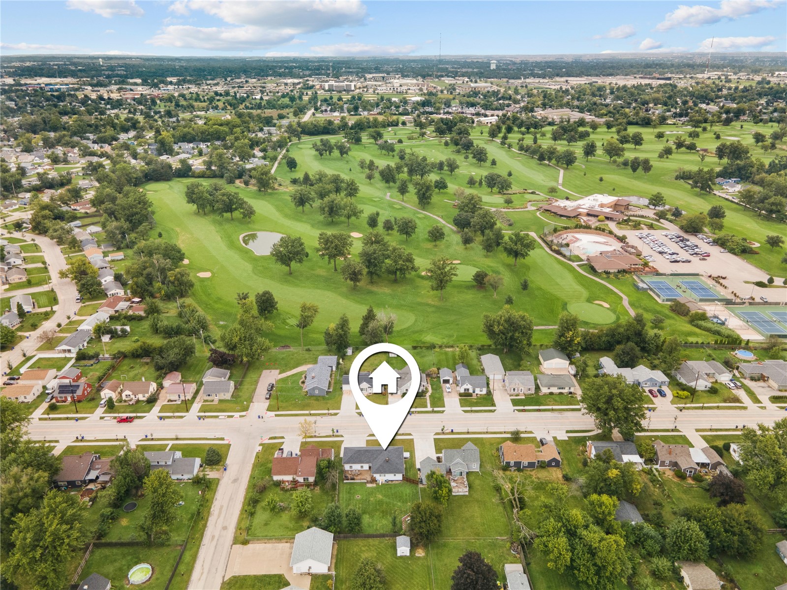 1133 35th Street NE Cedar Rapids IA 52402