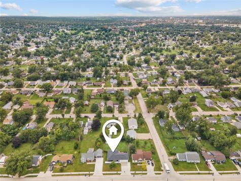 1133 35th Street NE Cedar Rapids IA 52402