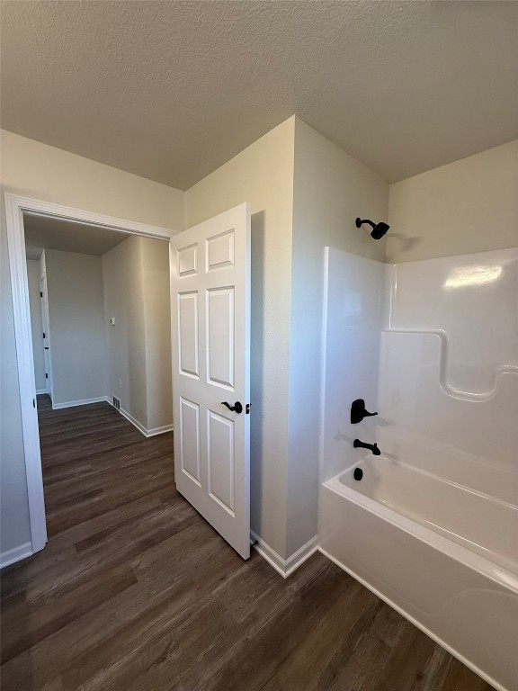 103 North Street Urbana IA 52345