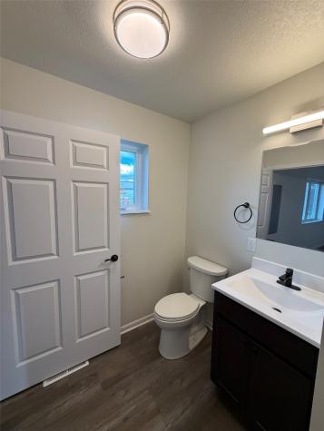 103 North Street Urbana IA 52345