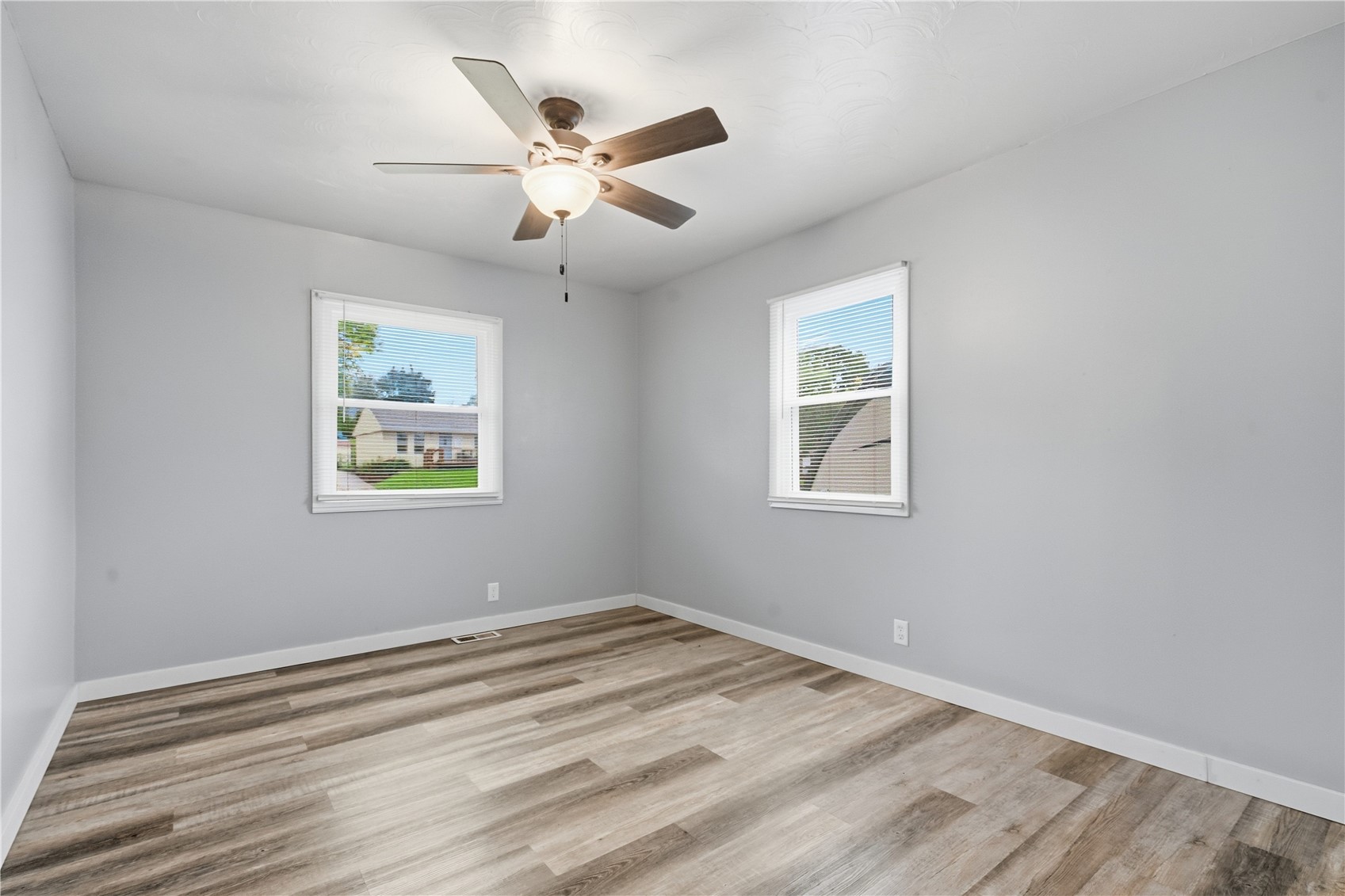 1118 18th Street NW Cedar Rapids IA 52405