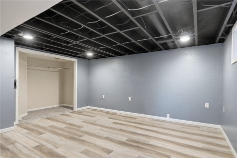 1118 18th Street NW Cedar Rapids IA 52405