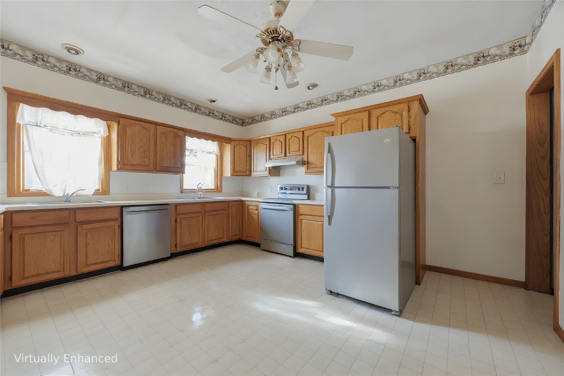 2292 Highway V18 Clutier IA 52217