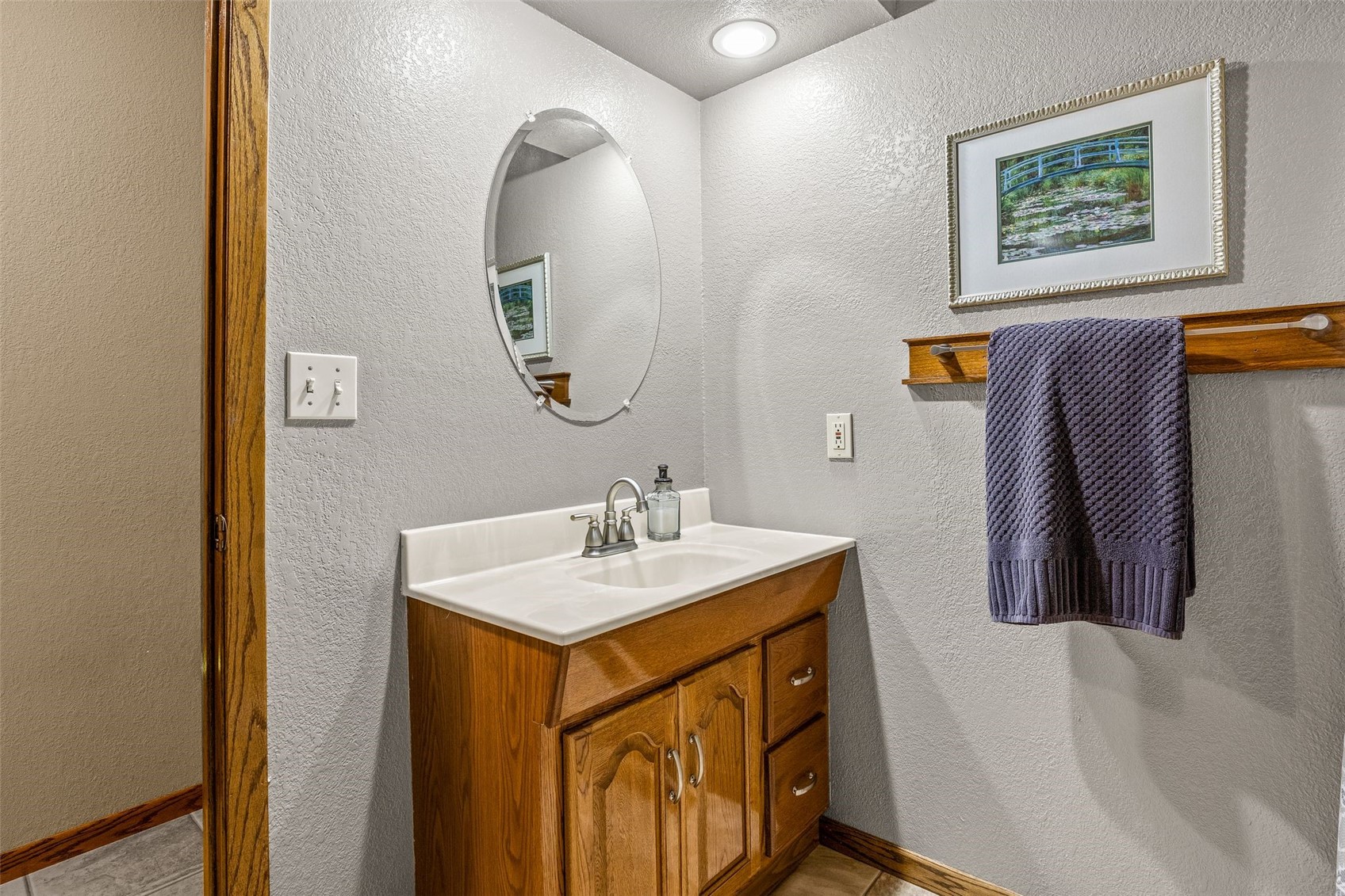 6701 N Glen Drive Palo IA 52324