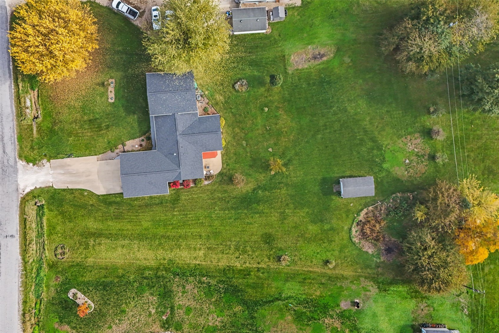 6701 N Glen Drive Palo IA 52324
