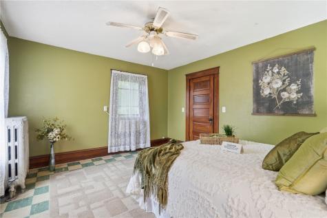 501 Broadway Street Springville IA 52336