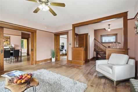 501 Broadway Street Springville IA 52336
