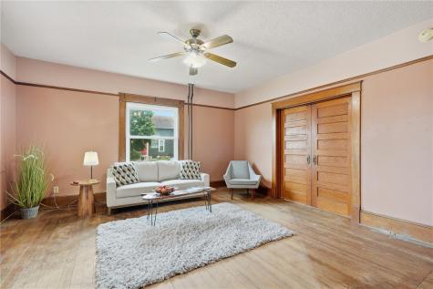 501 Broadway Street Springville IA 52336