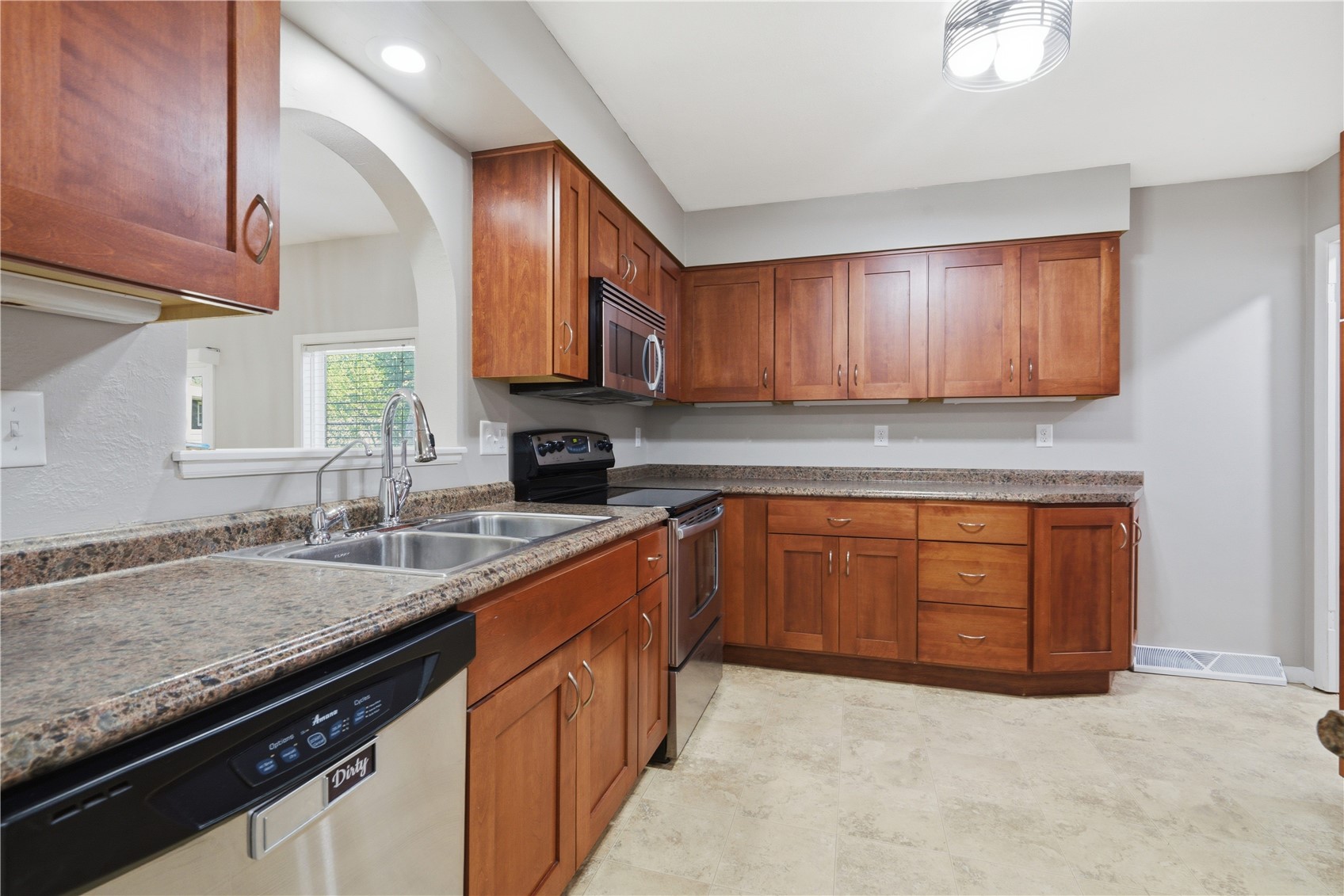 130 29th Street Court Marion IA 52302