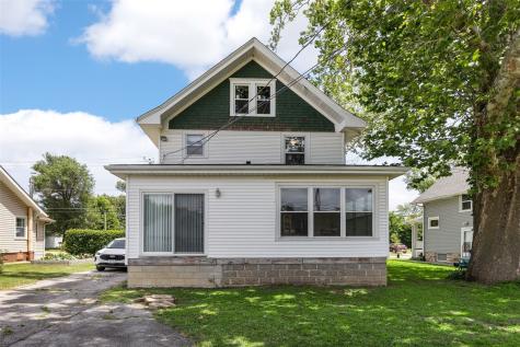 1722 Ellis Boulevard NW Cedar Rapids IA 52405