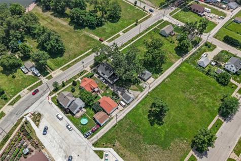 1722 Ellis Boulevard NW Cedar Rapids IA 52405