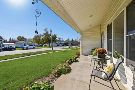 718 E Main Street Central City IA 52214