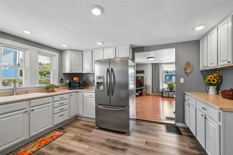 718 E Main Street Central City IA 52214