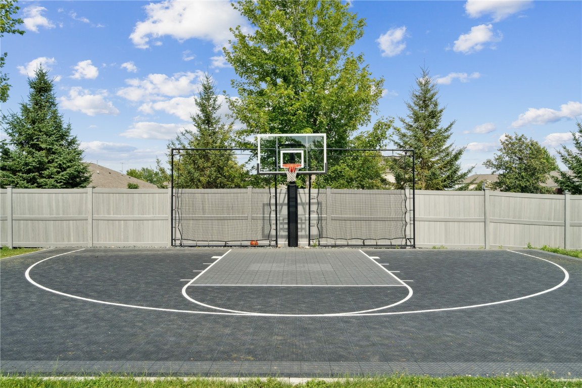 4395 Rec Drive Marion IA 52302