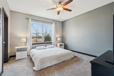 8702 Grand Oaks Drive NE Cedar Rapids IA 52402