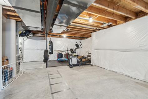 8702 Grand Oaks Drive NE Cedar Rapids IA 52402